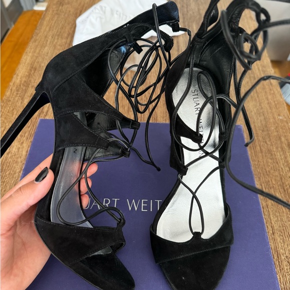 Stuart Weitzman Ghillie Legwrap Lace Up Sandals - Picture 4 of 4